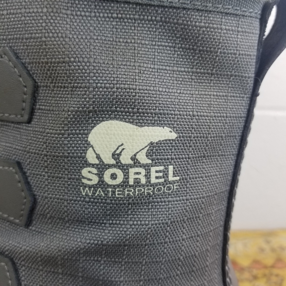 Sorel Winter Carnival waterproof gray white winter snow boots - Picture 6 of 12